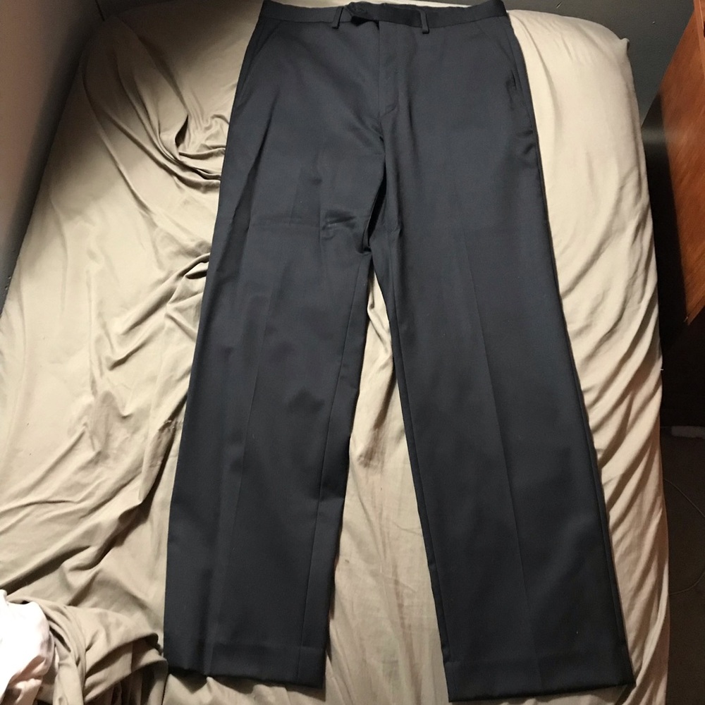 Men’s slim fit black Alfani dress pants